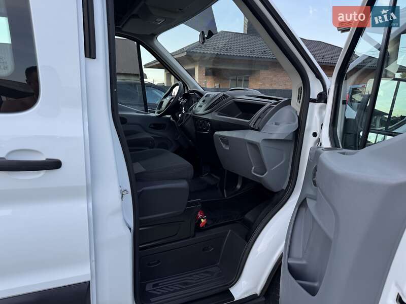 Микроавтобус Ford Transit 2018 в Ковеле