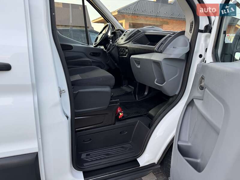 Микроавтобус Ford Transit 2018 в Ковеле