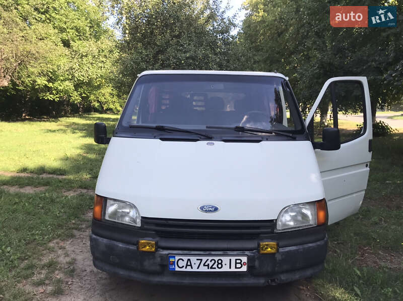 Микроавтобус Ford Transit 1994 в Монастырище