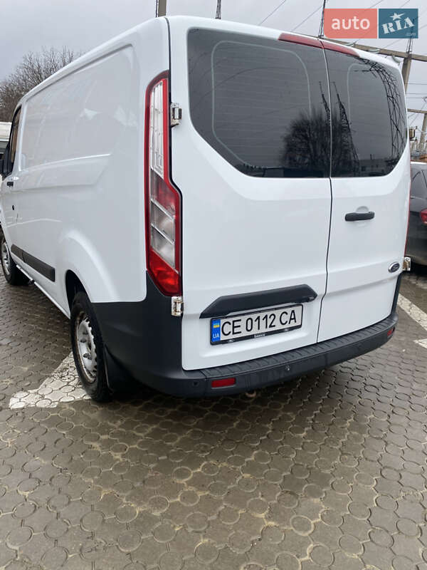Вантажний фургон Ford Transit 2014 в Чернівцях