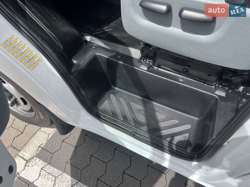 Інші вантажівки Ford Transit 2013 в Києві