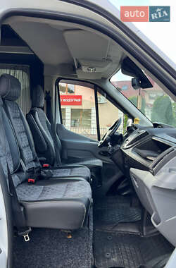 Грузопассажирский фургон Ford Transit 2015 в 