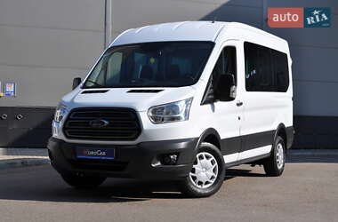 Микроавтобус Ford Transit 2017 в 