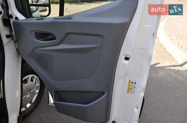 Микроавтобус Ford Transit 2017 в 