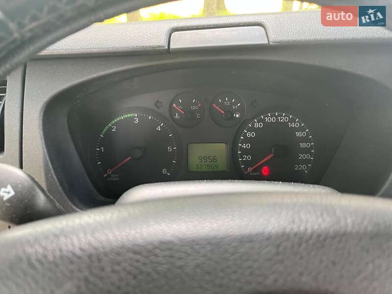 Грузовой фургон Ford Transit 2010 в Киеве
