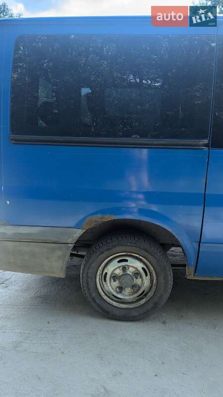 Микроавтобус Ford Transit 2004 в Ровно фото 2 Микроавтобус Ford Transit 2004 в Ровно