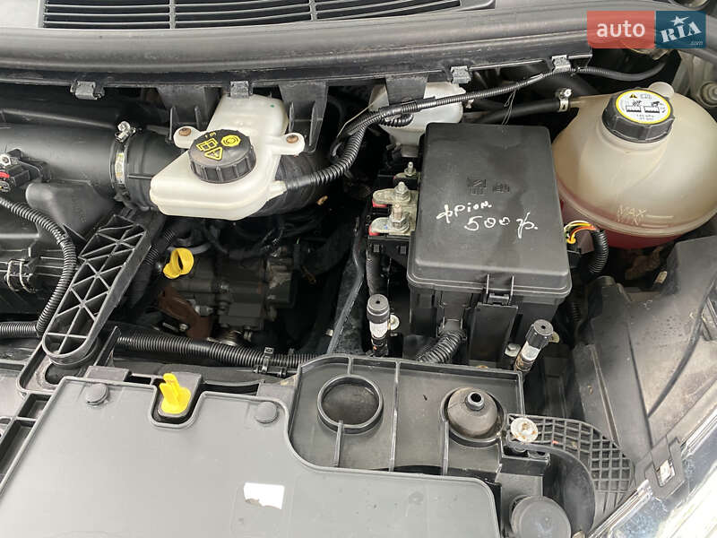 Вантажний фургон Ford Transit 2014 в Чернівцях