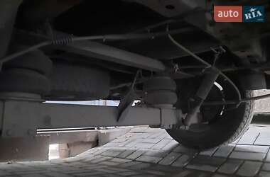 Грузовой фургон Ford Transit 2005 в 