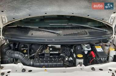 Грузовой фургон Ford Transit 2005 в 