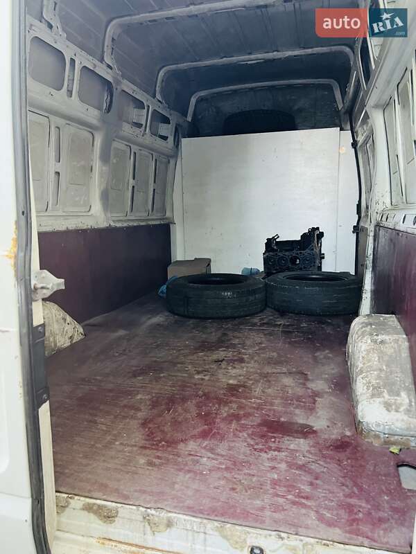 Вантажний фургон Ford Transit 2000 в Кам'янському