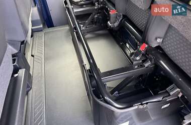 Грузовой фургон Ford Transit 2021 в 