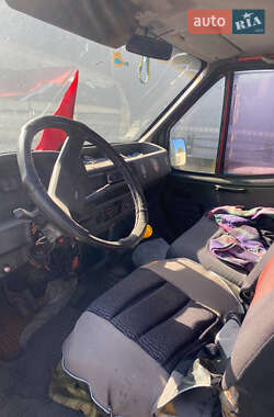 Грузовой фургон Ford Transit 1987 в 