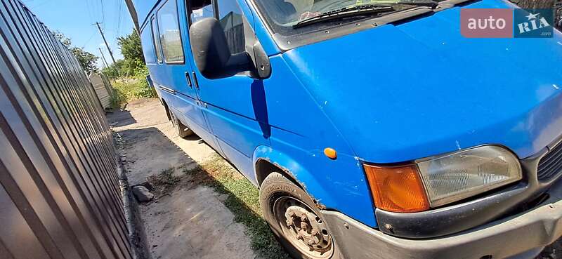 Вантажопасажирський фургон Ford Transit 1996 в Кривому Розі