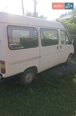 Микроавтобус Ford Transit 1988 в 