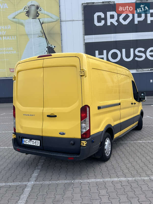 Грузовой фургон Ford Transit 2016 в Коцюбинском