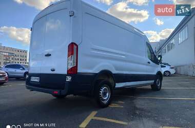 Грузовой фургон Ford Transit 2017 в 