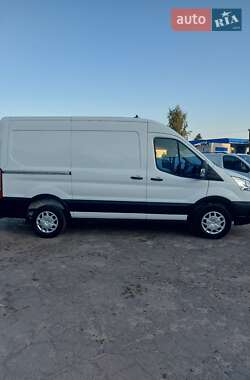 Грузовой фургон Ford Transit 2020 в 