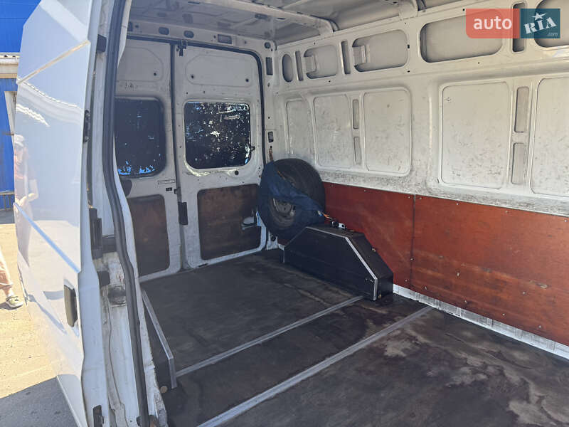 Грузовой фургон Ford Transit 2013 в Киеве