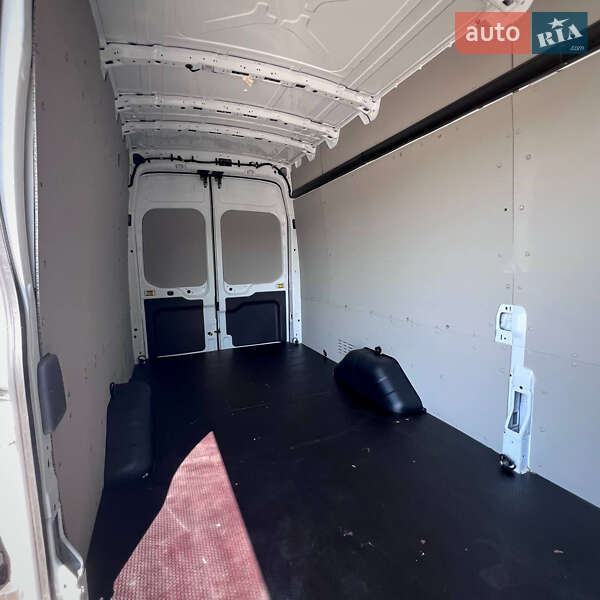 Грузовой фургон Ford Transit 2021 в Киеве
