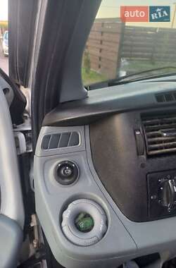 Грузовой фургон Ford Transit 2011 в 