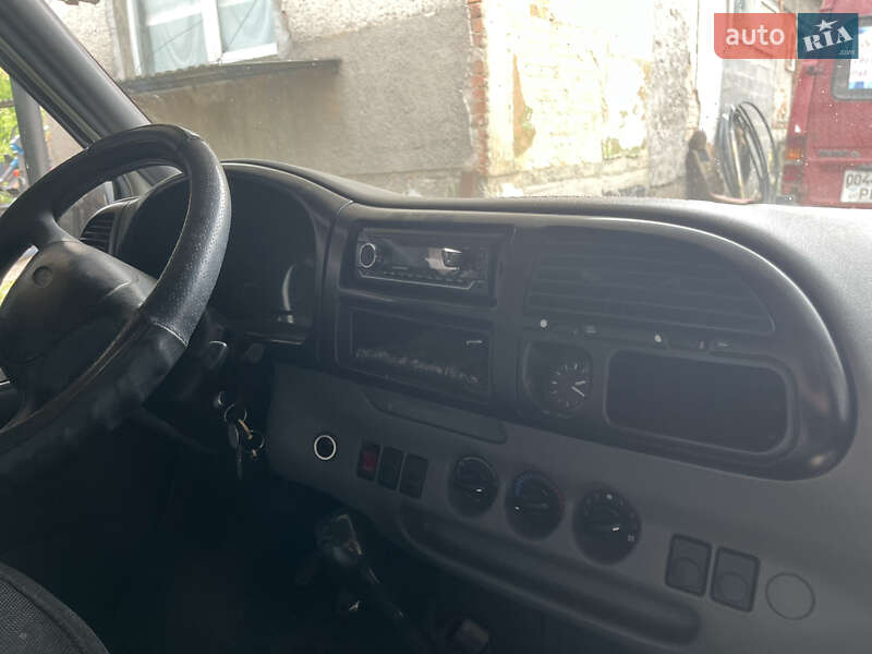 Грузовой фургон Ford Transit 1999 в Заречье