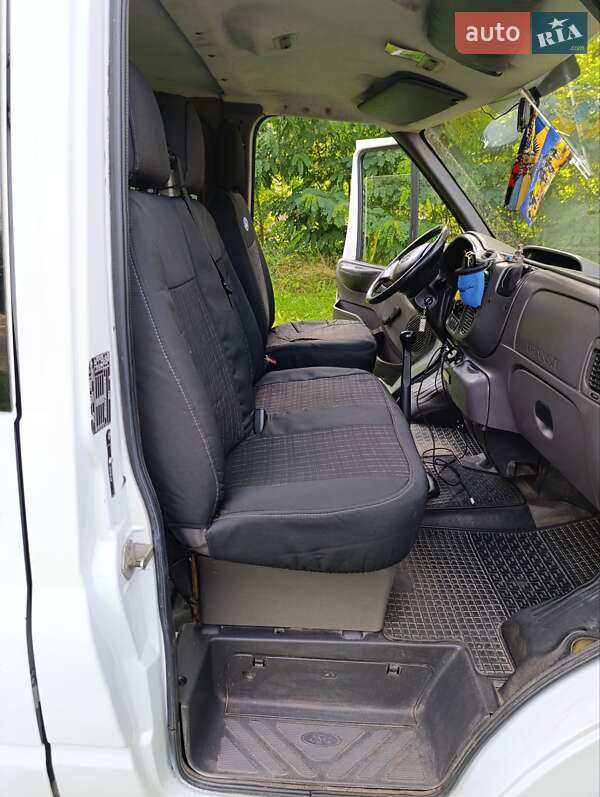 Грузопассажирский фургон Ford Transit 2000 в Боярке