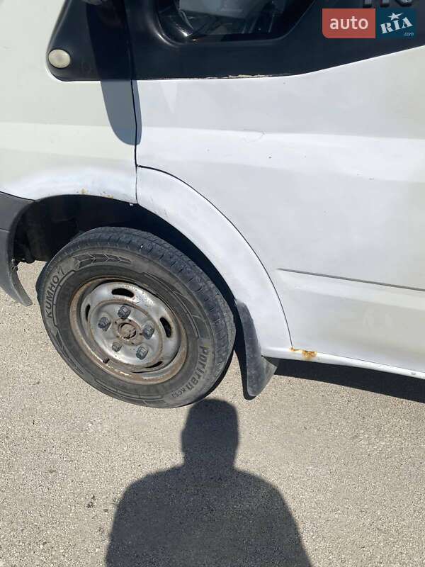Грузопассажирский фургон Ford Transit 2007 в Тернополе