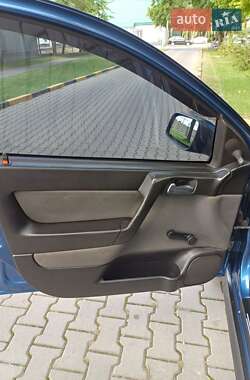 Грузопассажирский фургон Ford Transit 2005 в 