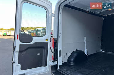 Грузовой фургон Ford Transit 2020 в 