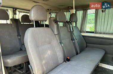 Грузопассажирский фургон Ford Transit 2005 в 