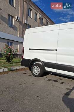 Вантажний фургон Ford Transit 2020 в 