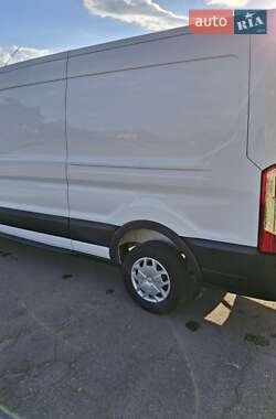 Вантажний фургон Ford Transit 2020 в 