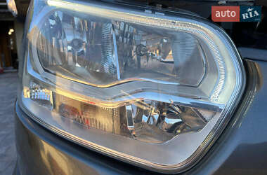 Вантажопасажирський фургон Ford Transit 2017 в 