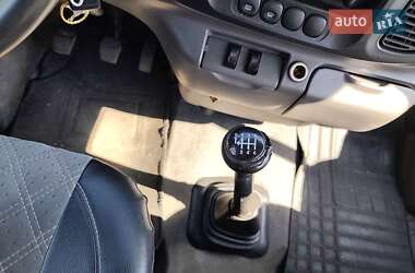 Грузопассажирский фургон Ford Transit 2006 в 