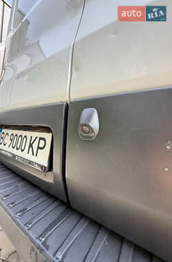 Грузопассажирский фургон Ford Transit 2016 в 