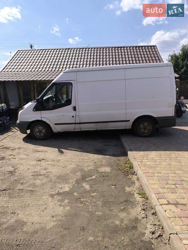 Вантажний фургон Ford Transit 2010 в Полтаві