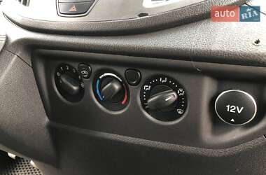 Грузовой фургон Ford Transit 2014 в 