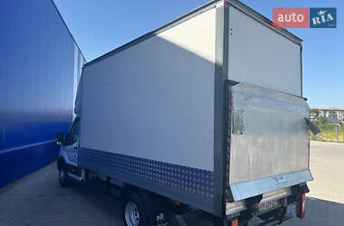 Грузовой фургон Ford Transit 2018 в  фото 8 Грузовой фургон Ford Transit 2018 в