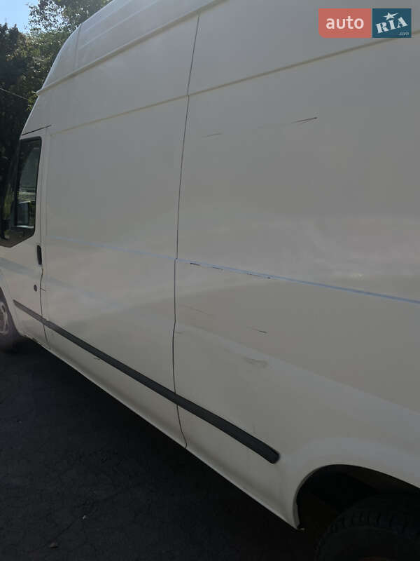 Грузовой фургон Ford Transit 2013 в Киеве фото 7 Грузовой фургон Ford Transit 2013 в Киеве