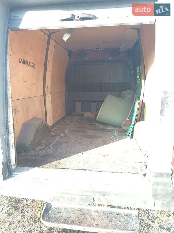 Грузовой фургон Ford Transit 2004 в Нетешине фото 10 Грузовой фургон Ford Transit 2004 в Нетешине