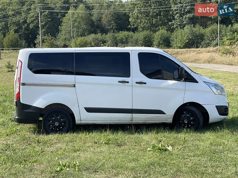 Минивэн Ford Transit 2013 в Киверцах