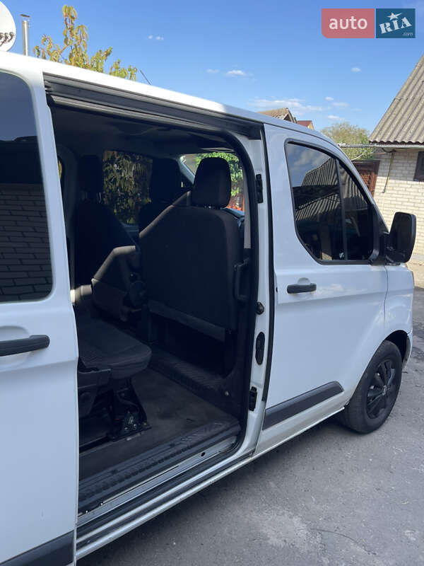 Минивэн Ford Transit 2013 в Киверцах