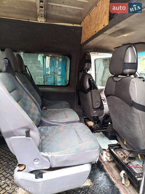 Грузовой фургон Ford Transit 2002 в Одессе