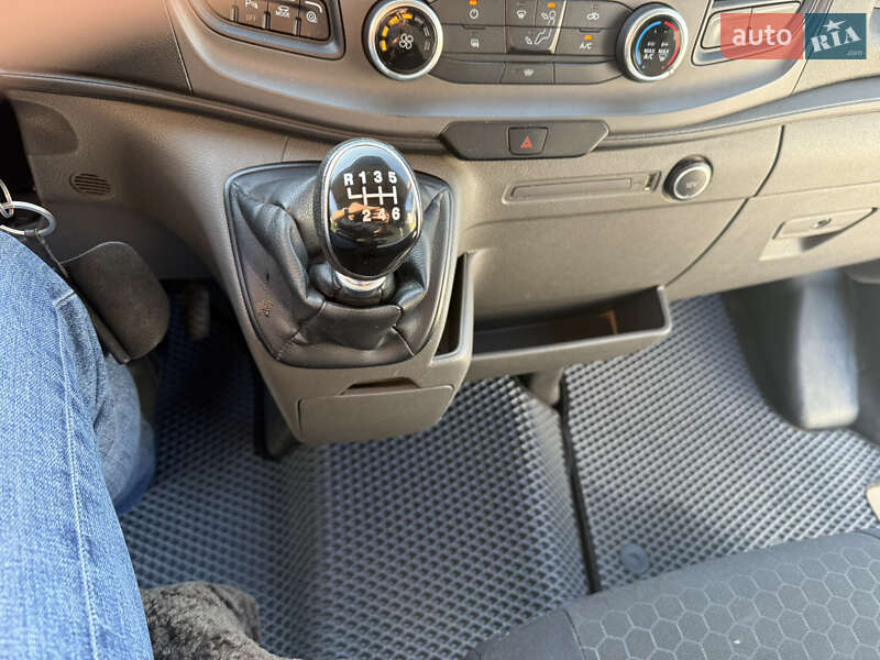 Вантажний фургон Ford Transit 2019 в Тернополі фото 11 Вантажний фургон Ford Transit 2019 в Тернополі