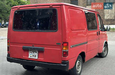 Вантажний фургон Ford Transit 1990 в 