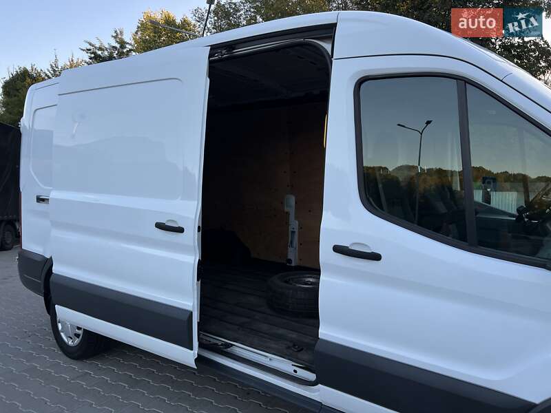 Вантажний фургон Ford Transit 2016 в Кам'янці фото 12 Вантажний фургон Ford Transit 2016 в Кам'янці