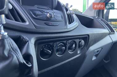 Грузовой фургон Ford Transit 2016 в 