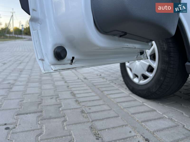 Вантажний фургон Ford Transit 2016 в Кам'янці фото 24 Вантажний фургон Ford Transit 2016 в Кам'янці