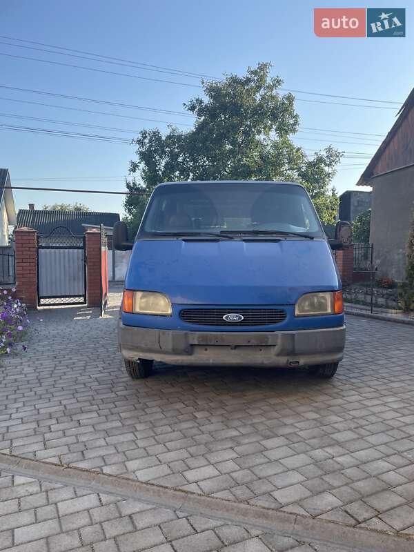 Микроавтобус Ford Transit 1996 в Заставной
