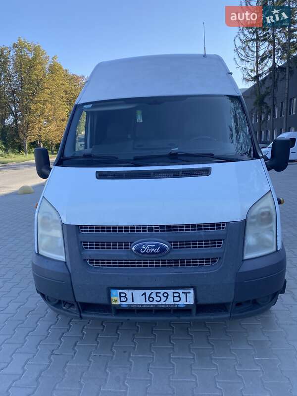 Ford Transit 2012